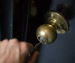 Everman TX Locksmith Store Everman, TX 817-541-7223 Everman TX Locksmith Store Everman, TX 817-541-7223 - Key-Broke-In-Lock